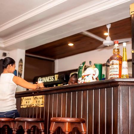 كوماسي Royal Park Hotel المظهر الخارجي الصورة